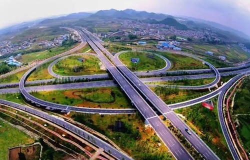 各地適度超前布局基建 吹響經(jīng)濟(jì)“穩(wěn)中求進(jìn)”號角